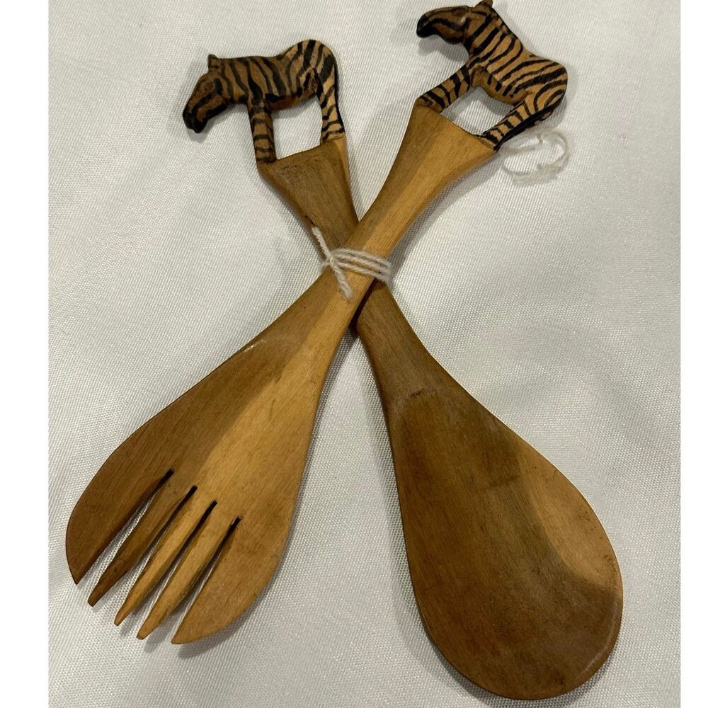 2pc 8” 2 tone color block teak wood salad servers food tongs zebra safari